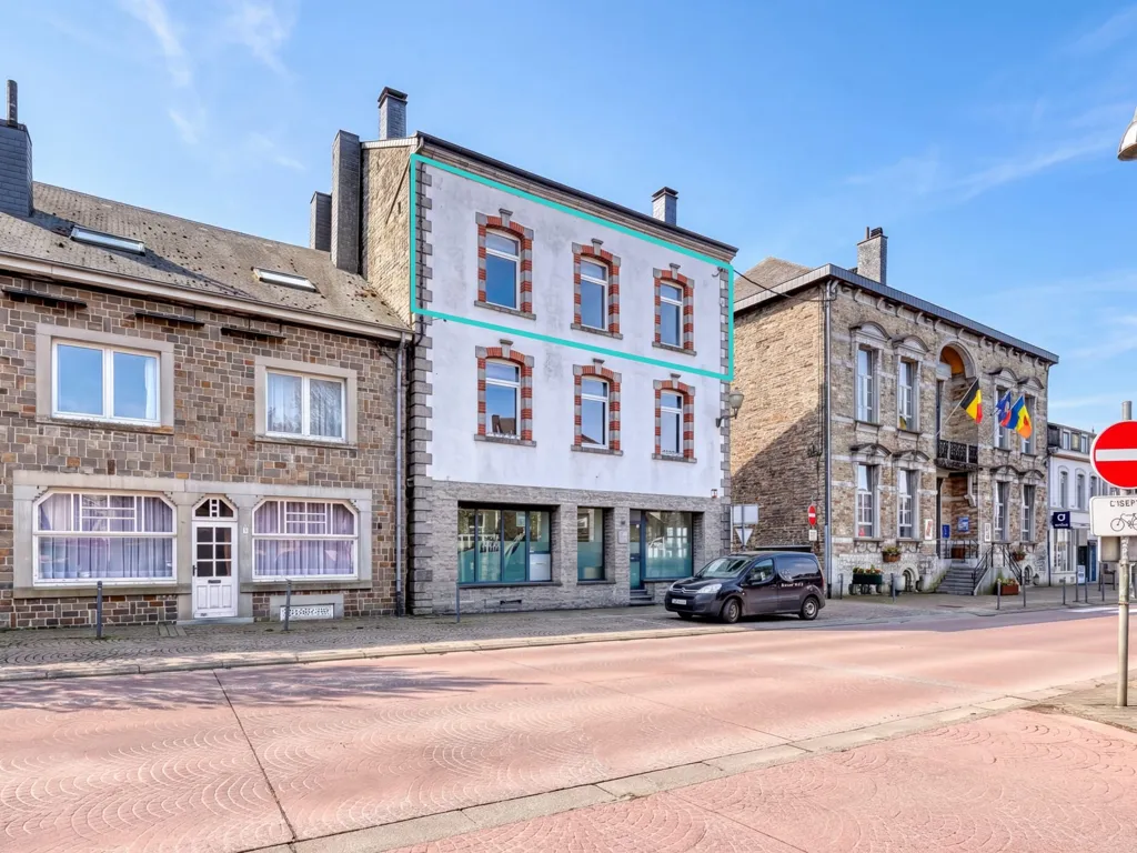 Extérieur - Appartement Lumineux avec Ascenseur à Paliseul