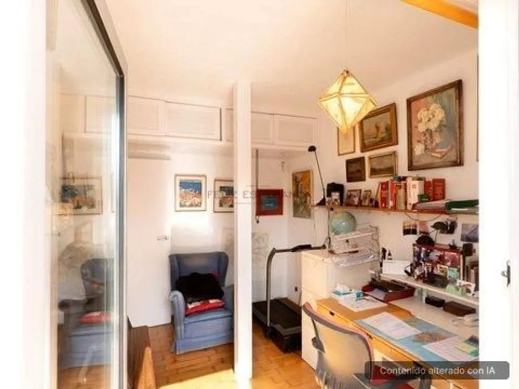 Bureau - Luxury Furnished Flat in Barcelona