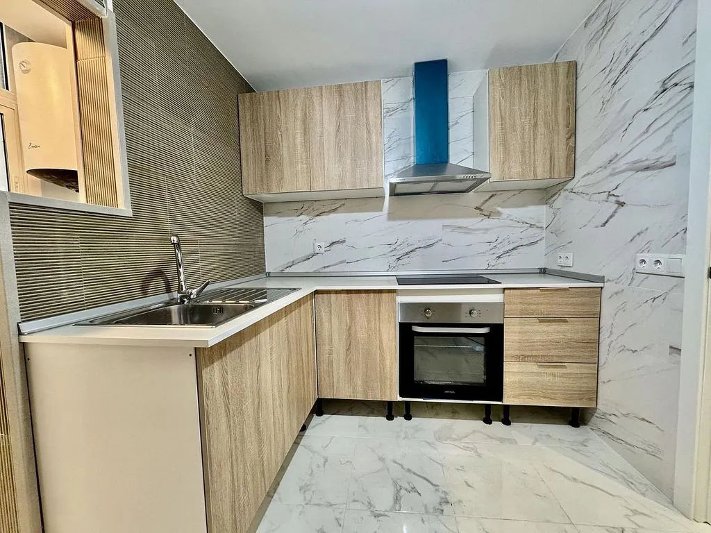 Kitchen - Modernised Apartment with Terrace in Torrevieja Centre