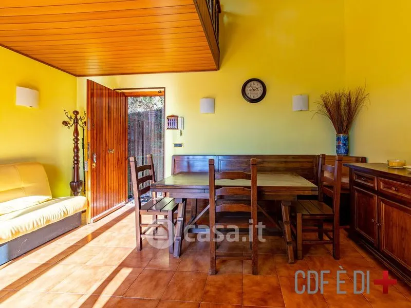 Comedor - Terraced Villa with Lake View in Rocca Sinibalda