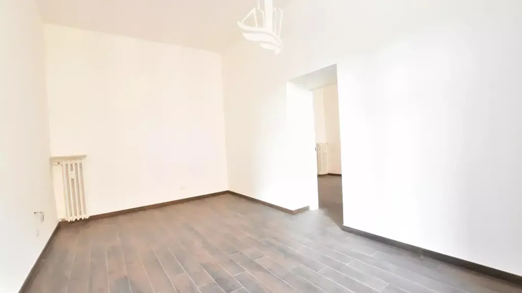 Toad - Versatile Apartment with Balcony in Bolzano