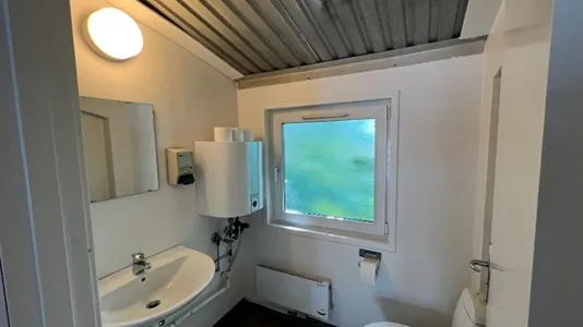 Bagni - Spacious Office with High Ceilings in Viborg