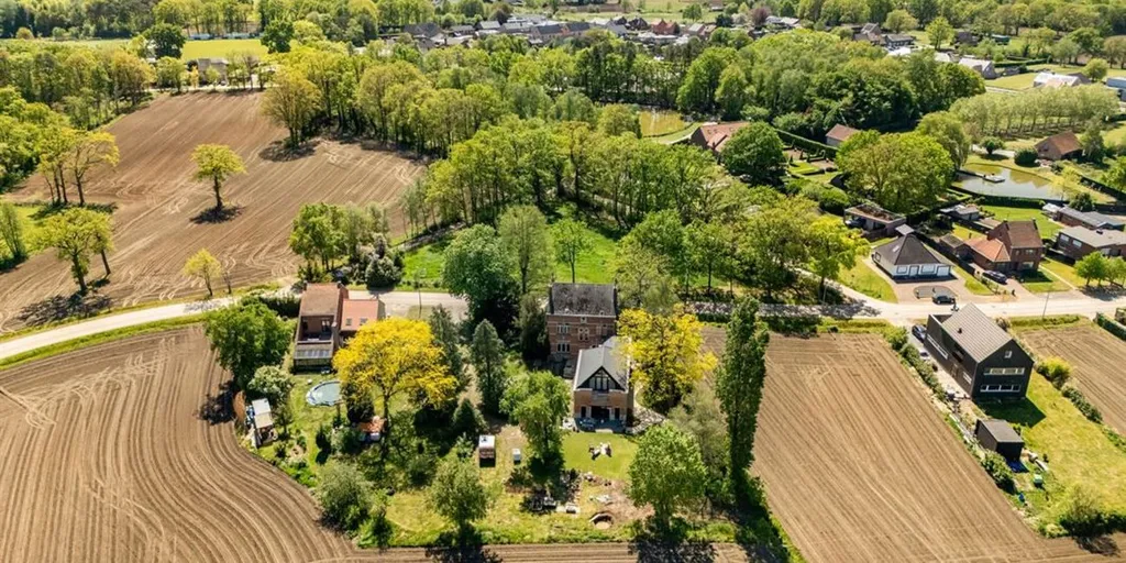 Õhuvaade - Renovatable House with 5 Bedrooms in Olmen