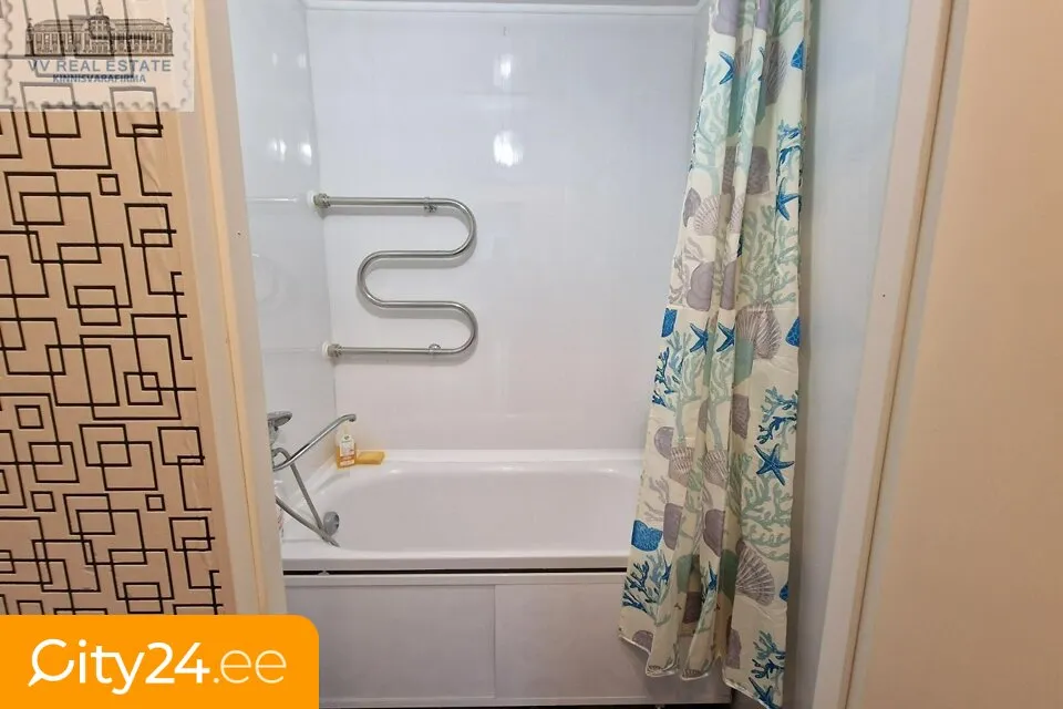 Bathrooms - Top Floor Apartment with Balcony in Narva