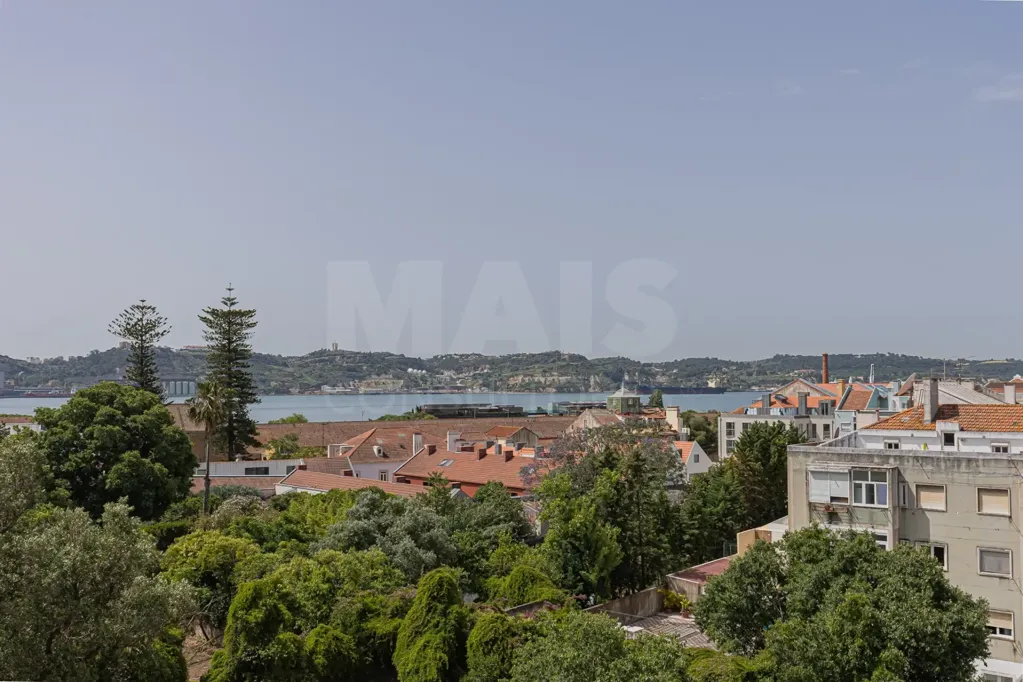 Vista aerea - T6 Apartment with River View in Belém