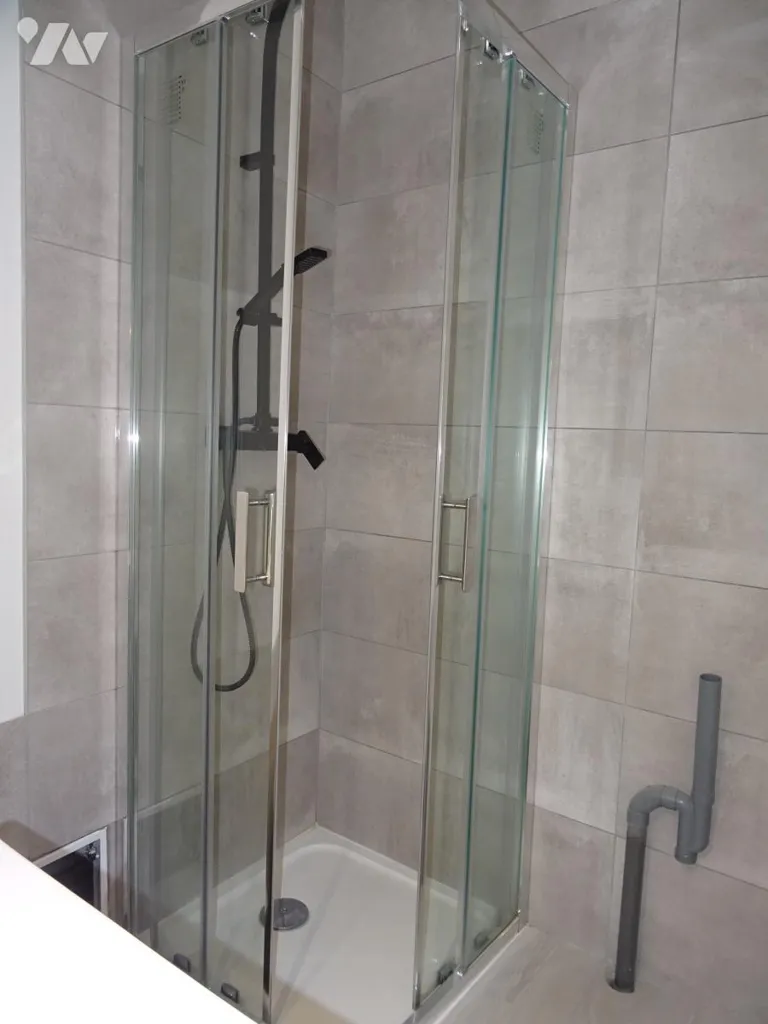 Vannitoad - 1-Bed Apartment in Reims City Centre