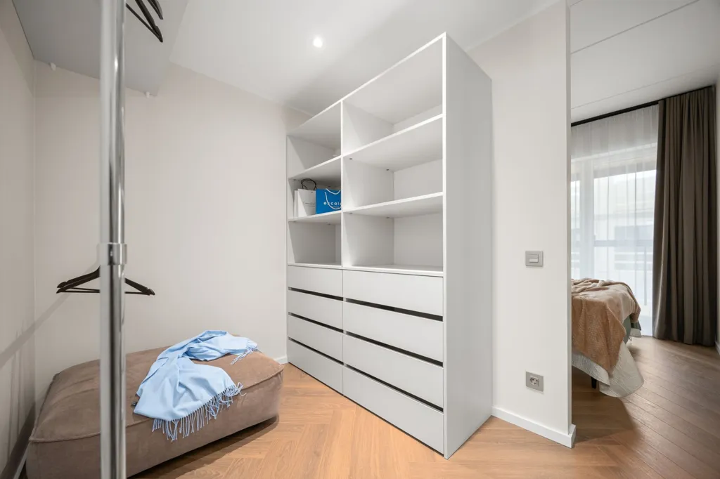 closet_dressing
