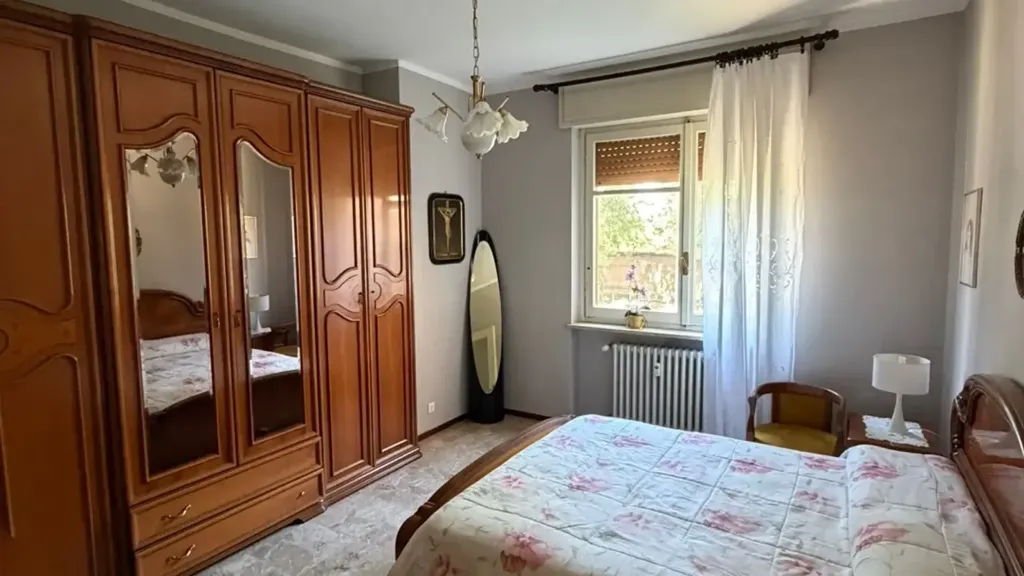 Chambres - Apartment with Balcony in Casale Monferrato