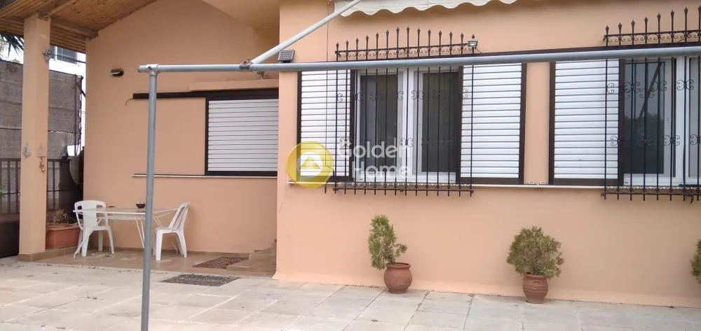 Terrasse - Industrial Plot with Office in Kifissia