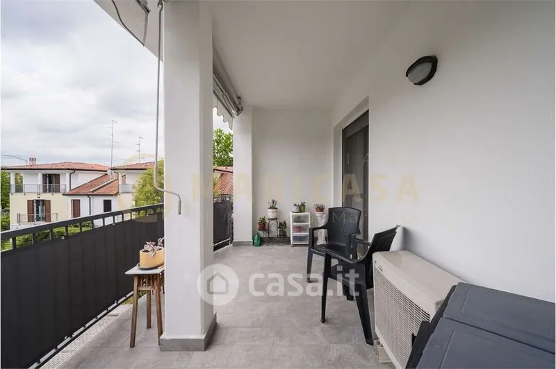 Balcon - Apartment with Balcony in Modena