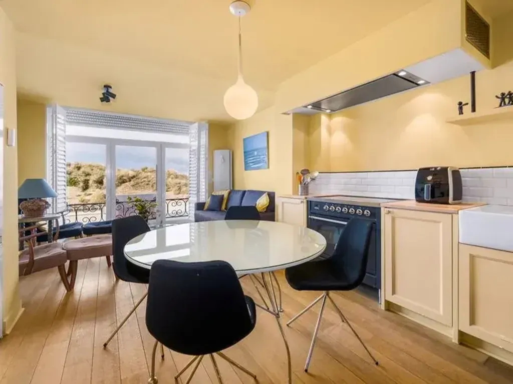 Cuisine - Studio Rénové près de la Mer à Zeebrugge