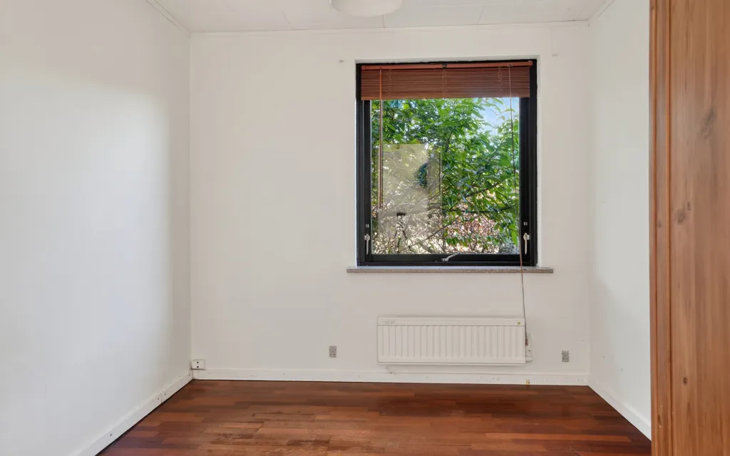 Pièces - Detached Villa with Garden in Hillerød