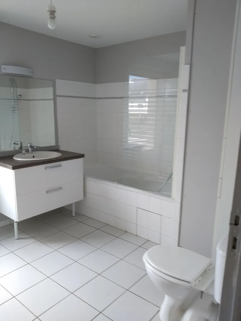 Vannitoad - Recent House with Terrace in Saint-Brieuc