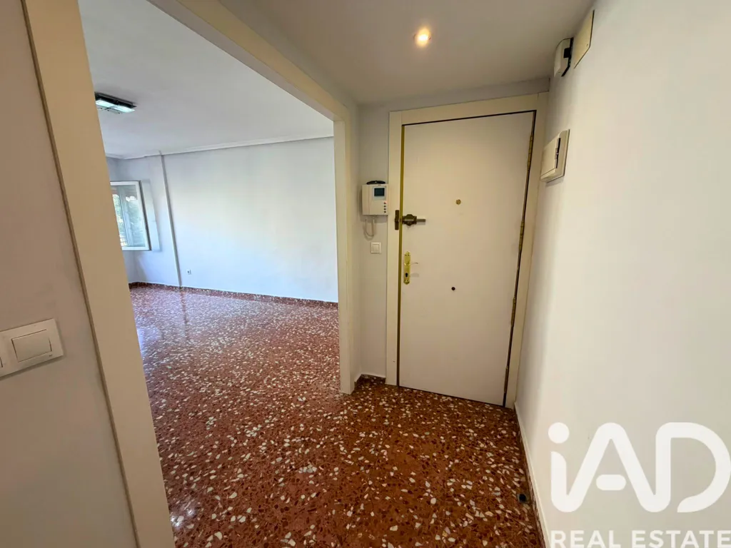Esik - Spacious Apartment with Garage in Sant Joan d'Alacant