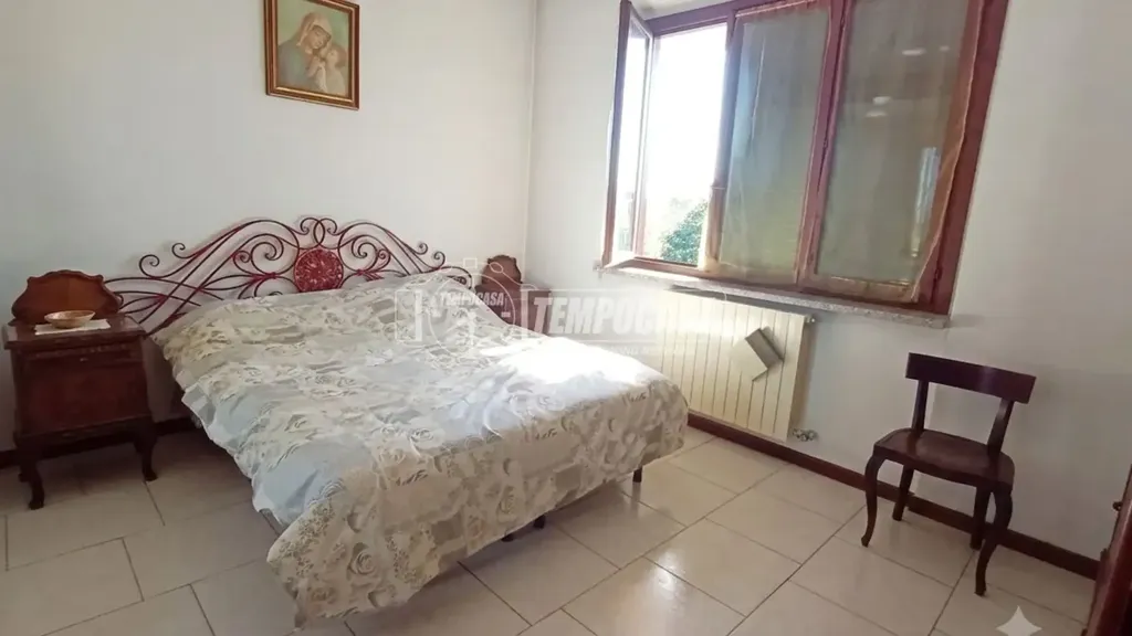 Magamistoad - Spacious Apartment with Balcony in Cesate