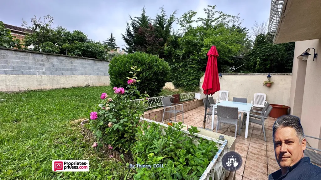 Giardino - House with Garden in Saint-Fons