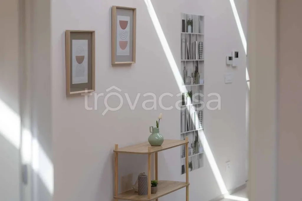 Entrée - Mansard Apartment with Lift in Busca