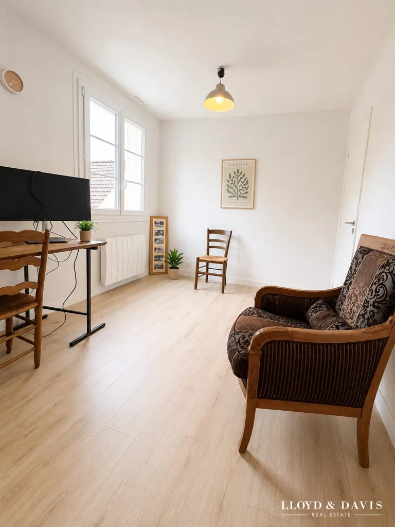 Bureau - Pavillon Familial au Calme avec Vue Dégagée à Pierrefonds