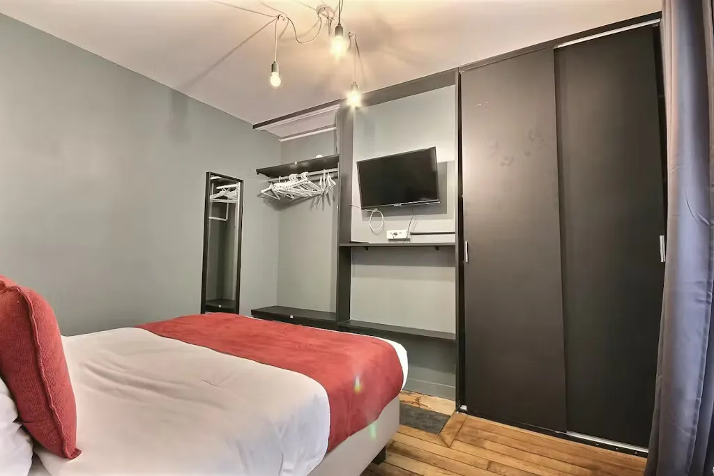 Chambres - Appartement Meublé Rue de la Collégiale, Paris