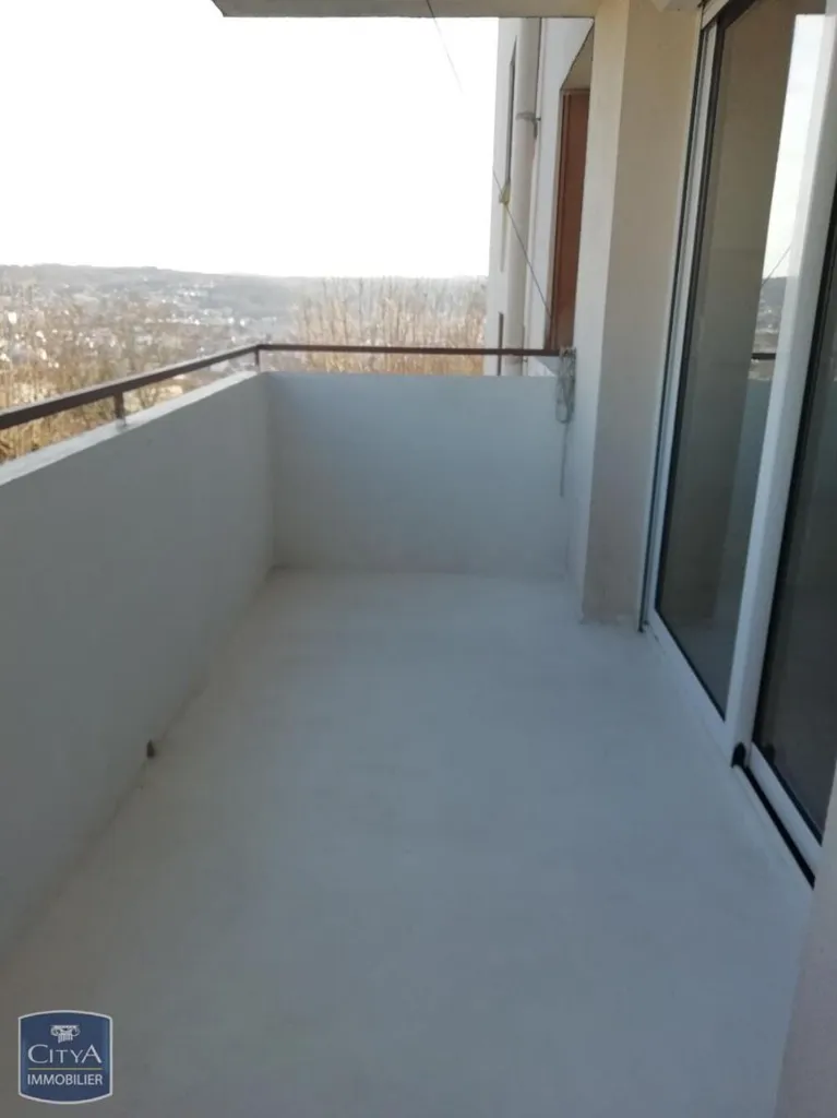 Balcone - 3-Piece Flat with Balcony in Trélissac