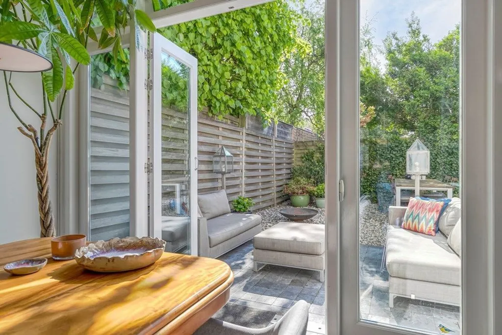 Terrasse - Hoekwoning with Garden in The Hague