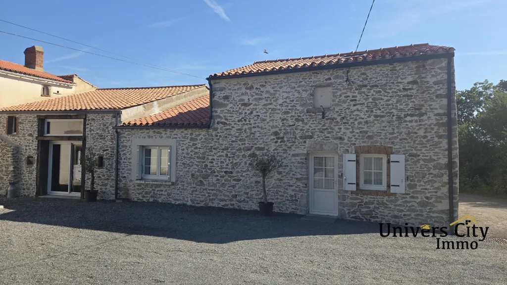 Esterno - House with Garage near Legé Centre