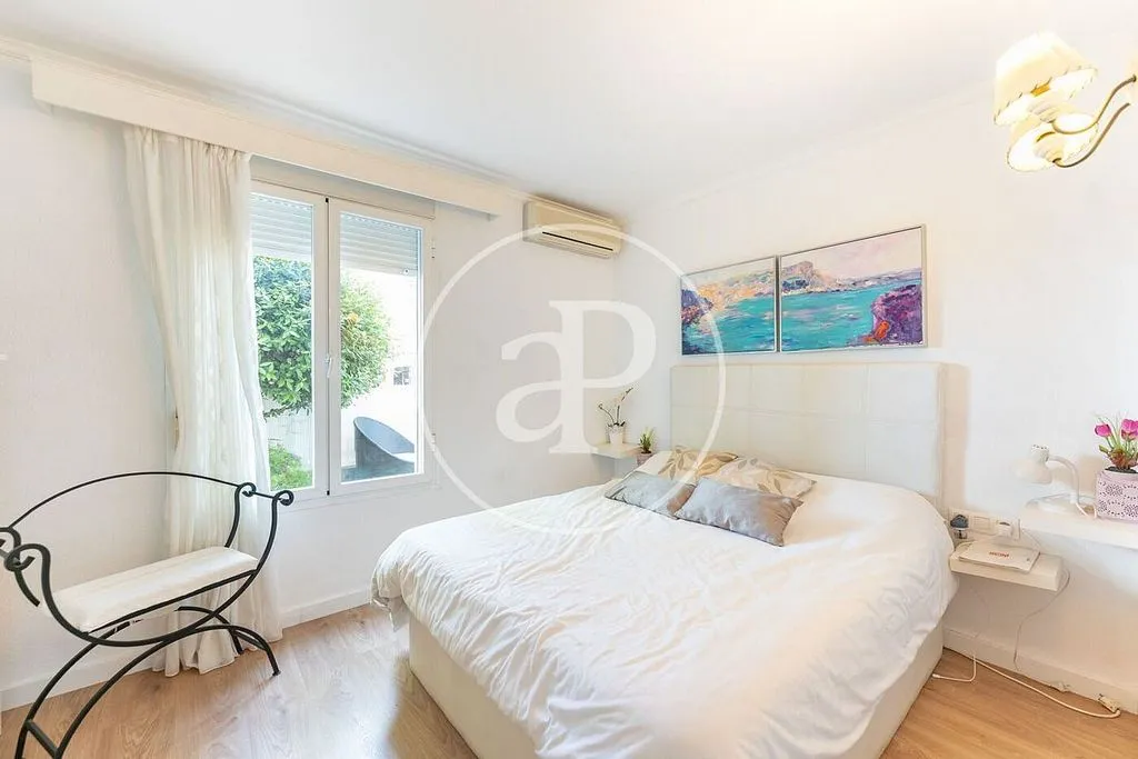Magamistoad - Ground Floor Flat with Terrace in El Coll d'en Rabassa