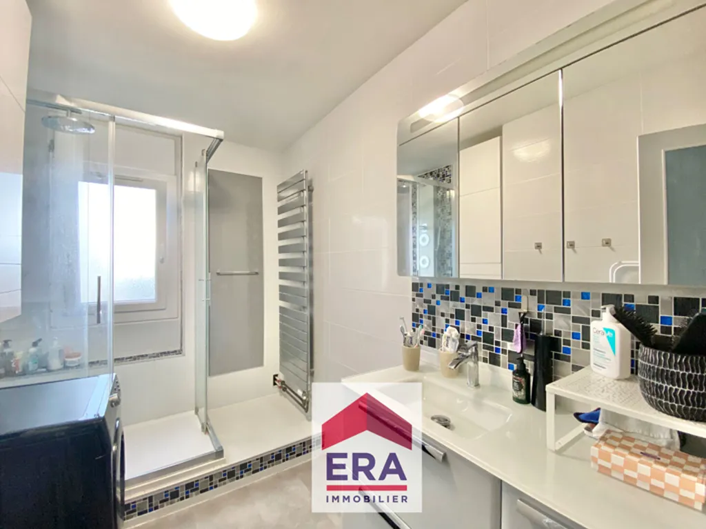 Vannitoad - Flat with Terrace in Houilles