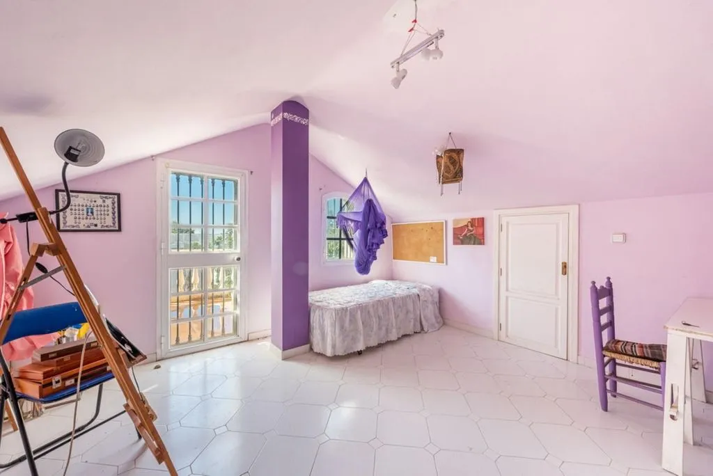 Magamistoad - Chalet with Pool in Marbella's Old Town