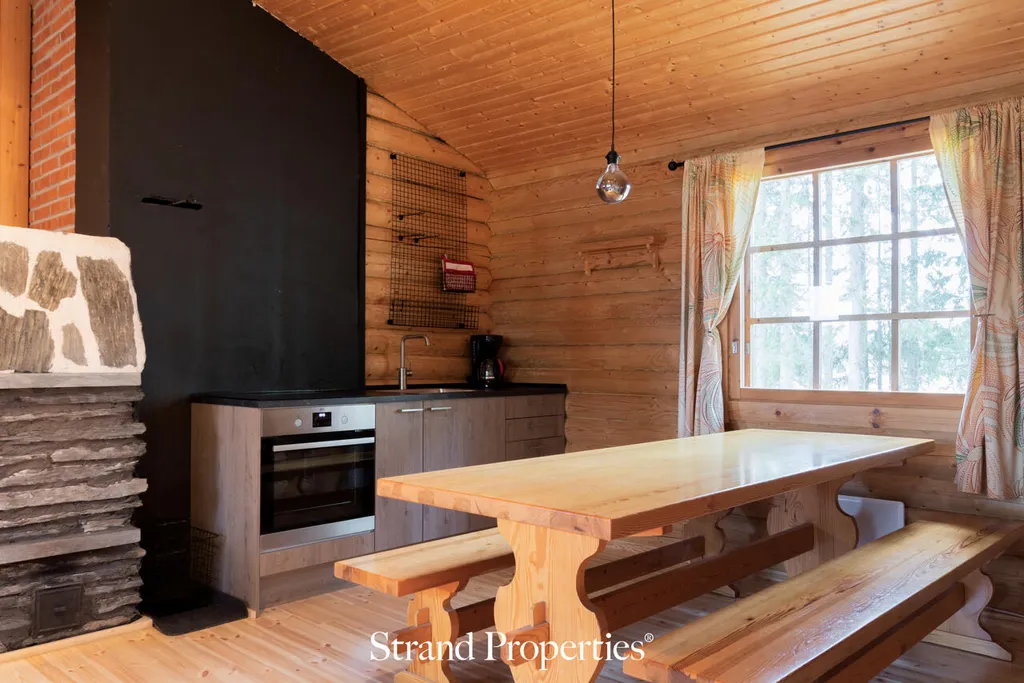 Salle à manger - Renovated Cabin with Sauna in Urjala