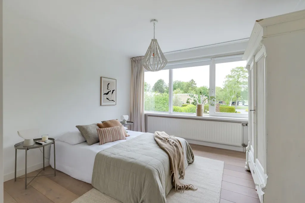Magamistoad - Villa with Polder View in Bergen