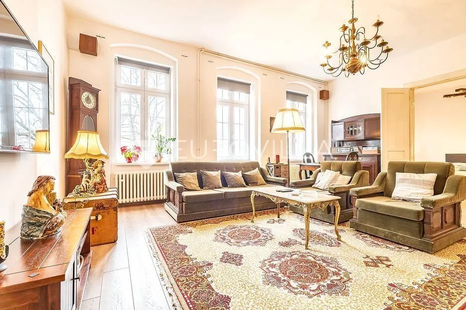 Living Room - Renovated Apartment with Balcony in Zagreb Centre