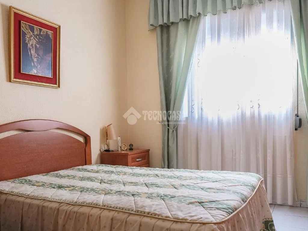Magamistoad - Ground Floor Flat with Large Windows in Carabanchel Alto