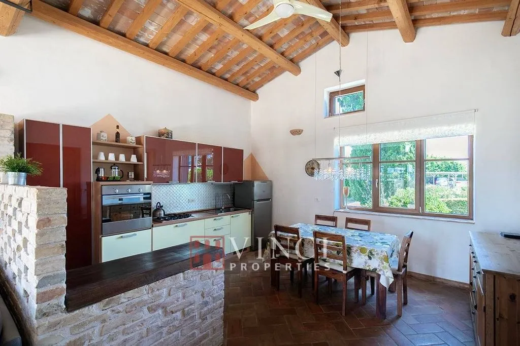 Köök - Rustic Casale with Pool in Montefiore dell'Aso