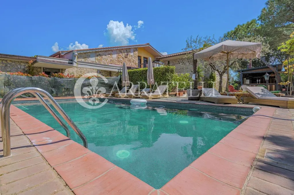 Bassein - Luxury Hotel with Private Park in Chianti
