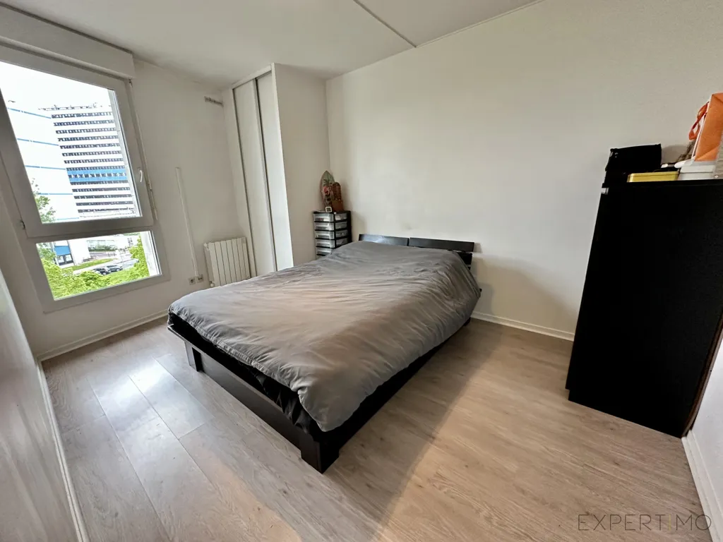 Magamistoad - Bright 2-Bed Flat with Terrace in Créteil