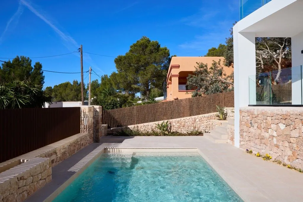 Bassein - Luxury Villa with Pool in Cap Martinet