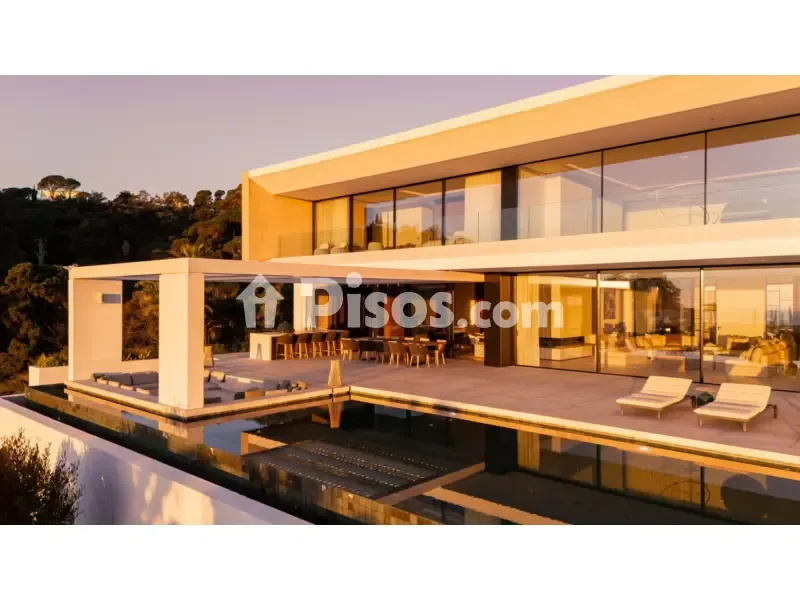 Piscine - Contemporary Villa with Infinity Pool in El Madroñal