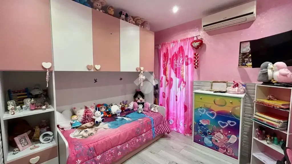 Magamistoad - Modernised Apartment with Balcony in Palermo