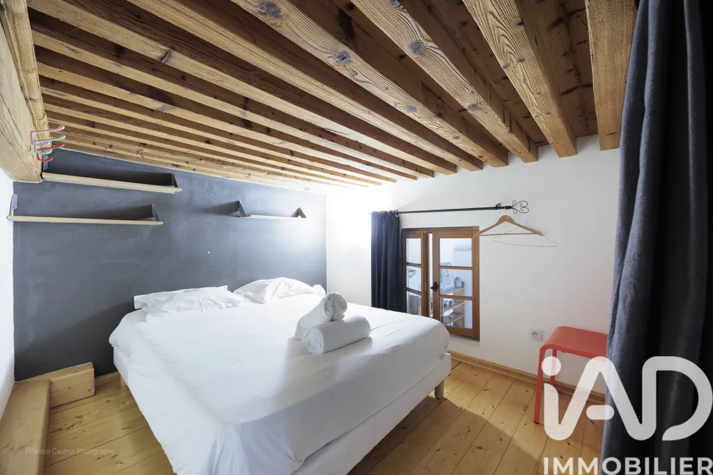 Schlafzimmer - Fully Renovated Apartment in Lyon 4th