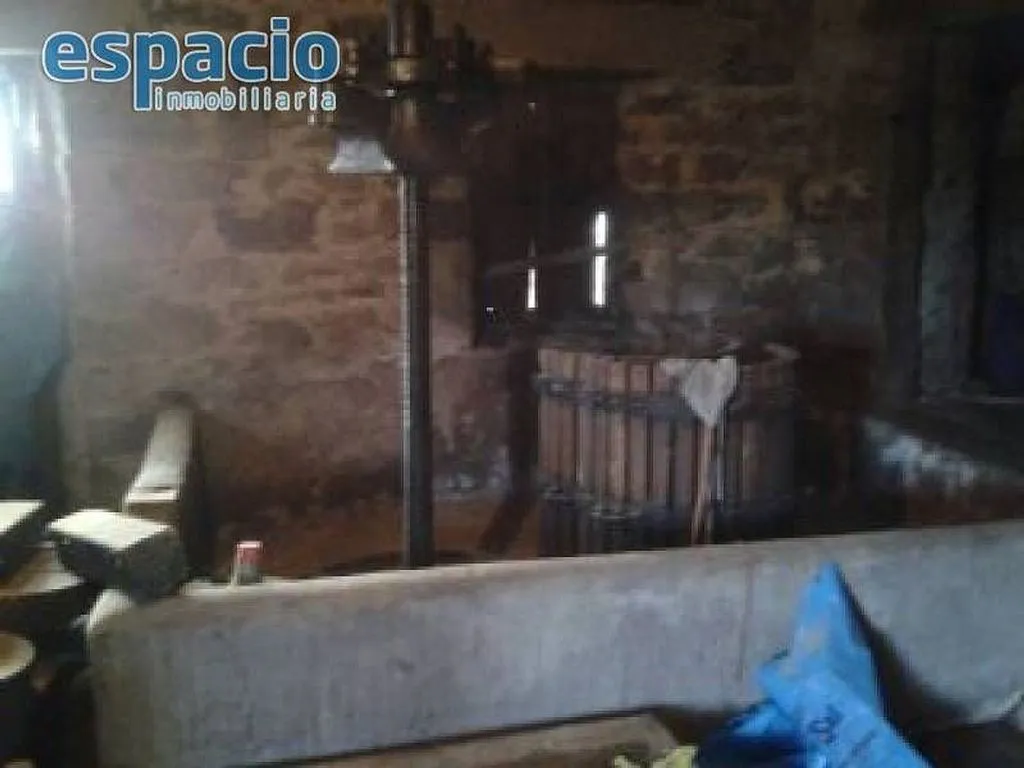 Toad - Chalet with Terrace in Fabero