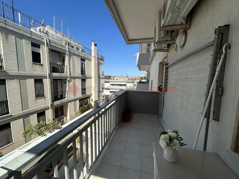 Balcon - Refurbished Apartment with Double Exposure in Grottaglie