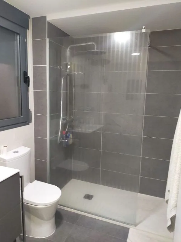 Salles de bain - Ample Apartment with Garage in Quart de Poblet