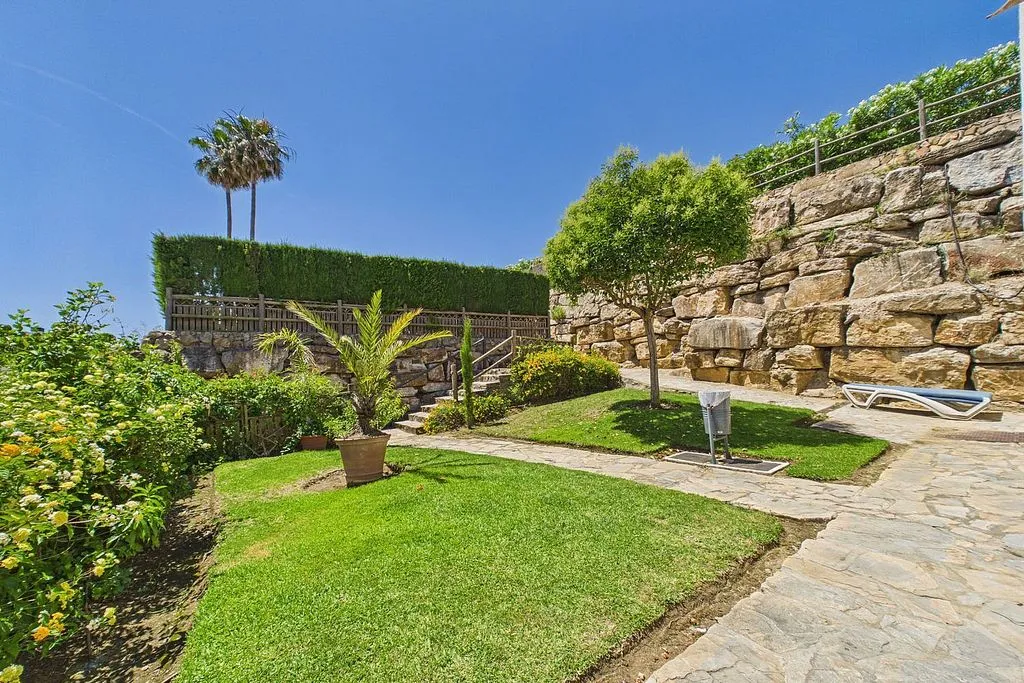Jardin - Apartment with Pool and Terrace in La Alcaidesa