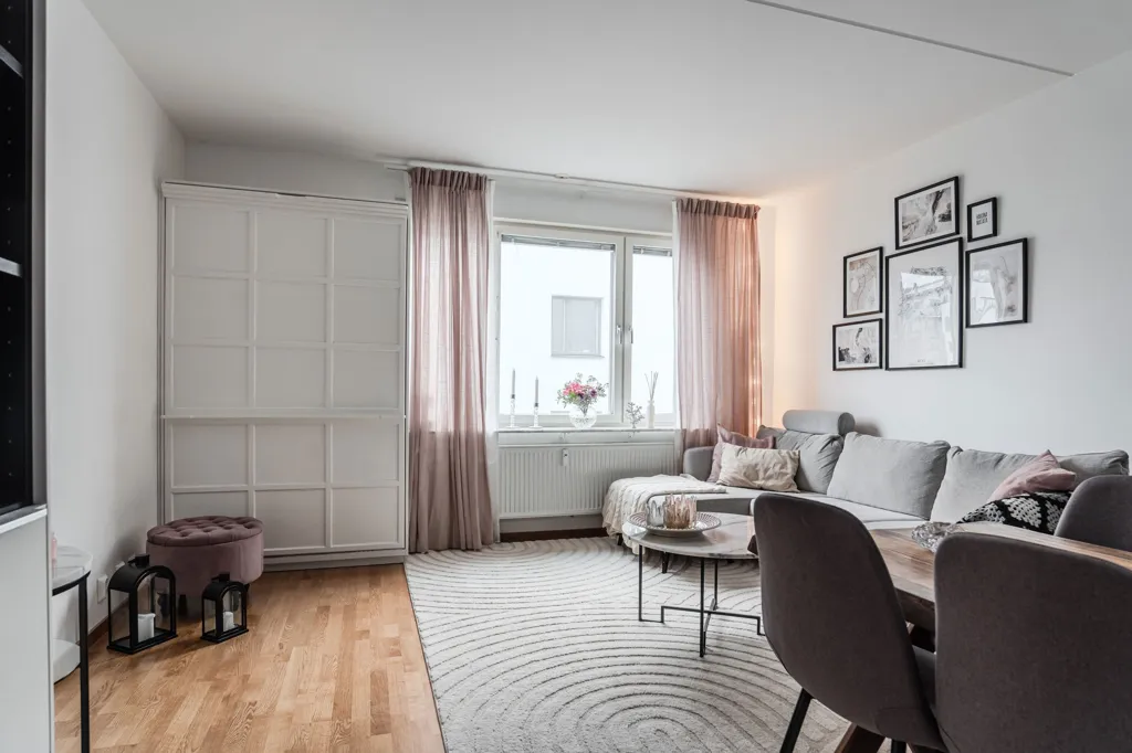 Séjour - Compact 1-Bedroom Flat with Garden View in Uppsala