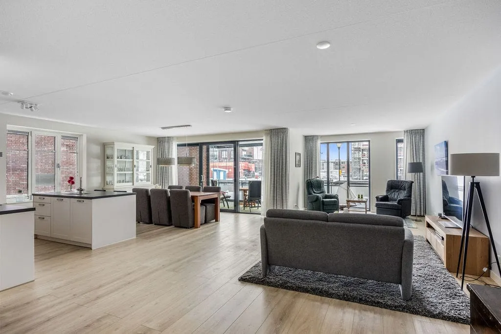 Séjour - Modern Apartment with Balcony in Sneek