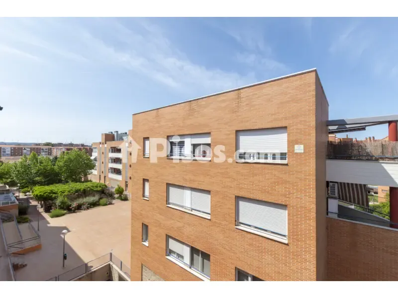 Aed - Furnished Flat with Terrace in Espartales