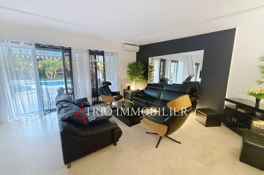 Living Room - Luxury Villa with Pool in Cagnes-sur-Mer