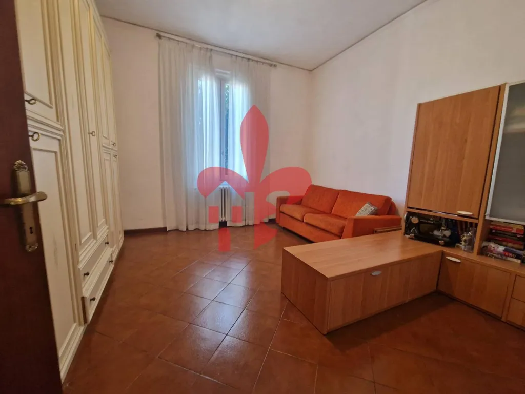 Séjour - 5-Room Apartment with Balcony in Florence