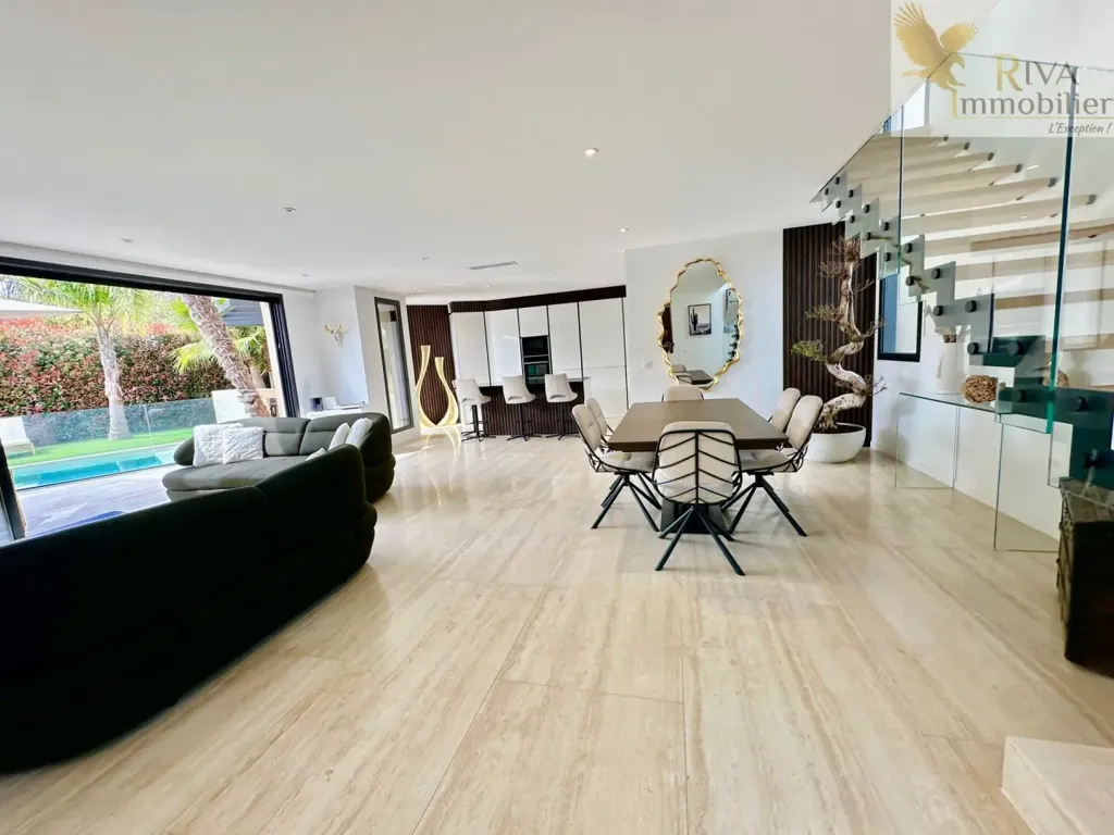 Séjour - Villa avec piscine et jardin à Sanary-sur-Mer